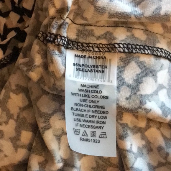 New Vince Camuto top - Picture 5 of 6